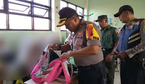 Membuat pamflet atau slogan berisi himbauan/ajakan atau larangan terkait wabah corona sesuai peraturan / surat edaran dari pemerintah, beserta photo nonton. 30 Siswa Smpn Ini Terindikasi Jadi Anggota Dua Geng Di Surabaya