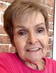 Sandra Stanton's Instagram, Twitter & Facebook