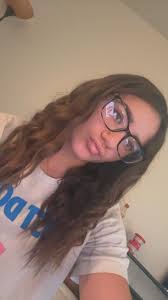 Could someone give me a better background 🖤