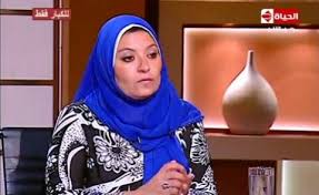 حالة من الجدل شهدتها مواقع التواصل الاجتماعي، وذلك بعد ظهور فتاة تدعى دينا هشام وهي ابنة استشارية العلاقات الزوجية الدكتورة هبة قطب، في حالة انهيار، لتقارن بين ملابس السباحة الخاصة بالحجاب وغيرها لغير المحجبات. ÙƒÙŠÙ ØªØ¹Ø±Ù Ù…Ø§ Ù‡Ùˆ ÙˆØ¶Ø¹ Ø§Ù„Ø¬Ù…Ø§Ø¹ Ø§Ù„Ù…Ù†Ø§Ø³Ø¨ ÙÙ‰ Ø¨Ø¯Ø§ÙŠØ© Ø§Ù„Ø²ÙˆØ§Ø¬ ÙÙŠØ¯ÙŠÙˆ Ù„Ù„Ø¯ÙƒØªÙˆØ±Ø© Ù‡Ø¨Ø© Ù‚Ø·Ø¨