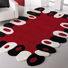 Tapis salon moderne design carrés noir blanc gris debonsol 120x170cm 1 elément indispensable dans certaines pièces de la maison le tapis finalise aussi une décoration d intérieure. Tapis Filbert Rouge Carving 140x200