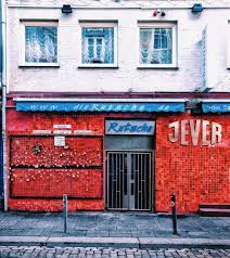 Treppenhauser In Hamburg Die Fotogensten Spiralen Der Stadt Ebook Outdoor Decor Outdoor Daylight