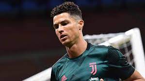 Cristiano ronaldo играет с 2018 в ювентус (юве). Son Krishtianu Ronaldu Strannaya Privychka