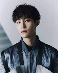 Image about lq in yangyang by rafaella kawatani☁. Yangyang Von Wayv Das Erste Interview Mit Einem Deutschen Medium