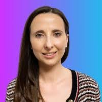 Lisa Beaman's Instagram, Twitter & Facebook