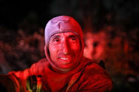 Por "intereses políticos": exdirector de bomberos explica el porqué la  incapacidad de las autoridades para apagar incendios