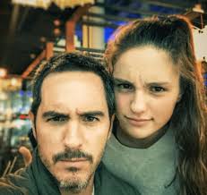 Mauricio ochmann ya tendría nueva novia y supuestamente pasó el fin de semana con ella. Ella Fue Esposa De Mauricio Ochmann Y Es Mama De Lorenza