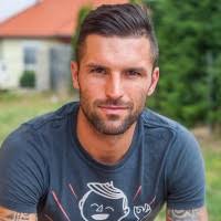 9 "John Lacaze" profiles