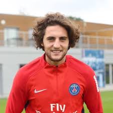 Epingle Sur Football