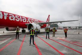 Menteri besar ustaz dato' bentara kanan ahmad yakob berkata, sebanyak rm50,000 diperuntukan bagi setiap dun bagi tujuan itu. Airasia Kembali Terbang Dengan Semangat Yang Lebih Kuat Airasia Newsroom