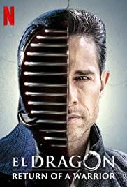 Fiica sa, grace, care lucrează ca pădurar, poveștile ajung să prindă viață atunci când îl cunoaște pe pete, un băiețel misterios de 10 ani, care nu are familie, nici casă și spunea că trăiește în pădure cu un dragon uriaș și verde pe nume elliott. El Dragon Return Of A Warrior Sezonul 1 Online Subtitrat In Romana Gratis Divx Filme Online