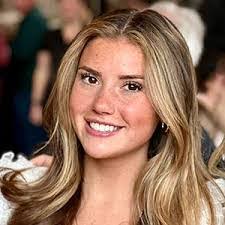 Louise Pillsbury's Instagram, Twitter & Facebook