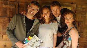 Patricia aulitzky eltern sie absolvierte eine vierjährige ausbildung in den renommierten wiener performing arts studios und bestand ihren test 2003 vor der paritätsbühnenkommission. Patricia Aulitzky Als Engagierte Hebamme Ziegler Film Berlin