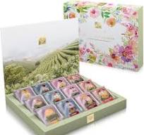 Teabloom Flowering Tea Chest - Curated Collection of 12 Gourmet Flowering  Teas - Packaged in Beautiful Gift-Ready Tea Box