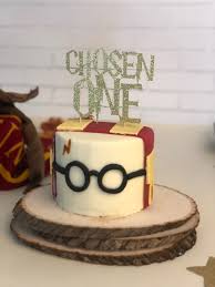 Smash Cake Simple Birthday Cake For 1 Year Old Boy Harry Potter Smash Cake Harry Potter Birthday Cake First Birthday Cakes Harry Potter Baby Birthday