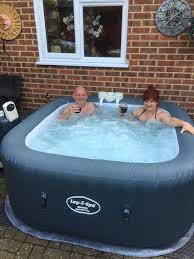 Time To Relax Enjoying Their Lay Z Spa Hawaii Hydrojet Pro Http Www Lay Z Spa Co Uk Lay Z Spa Hawaii Hydrojet Hot Tub Gazebo Hot Tub Backyard Hot Tub Patio