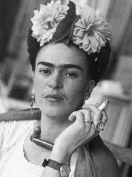 Ressam Feminist Komunist Ve Asik 13 Fotografla Frida Kahlo Onedio Com 2020 Frida Kahlo Portre Kadin