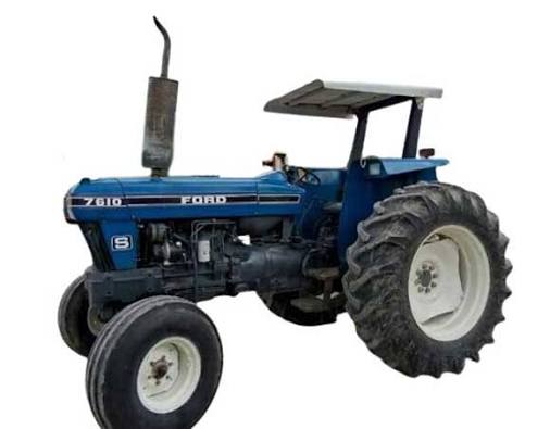 Ford 7610S Tractor