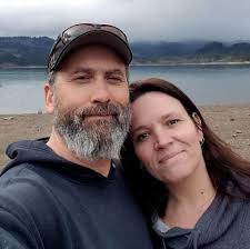 I started with Revised and stopped playing after the Urza block. 25 years  later and having turned 50, I thought it's good time to get my cards in  order