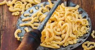 Ricetta tradizionale romagnola dei passatelli. I Passatelli Alice Tv