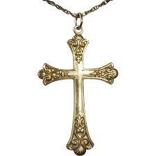 A Wonderful Vintage Gold Filled Cross And Chain With An Ornate Design The Cross Is Domed In The Center And Has A Raised Rim The Arms F Cross Chain Gold Chain
