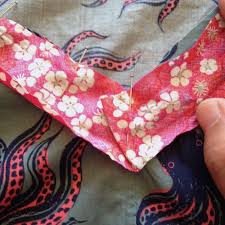 If you fancy having a go at making your own bias binding, you can find my tutorial. Pin On Sewing Binding