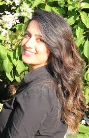 This honey butter toast is like French Toast's more sophisticated cousin,  no shade to French Toast, of course. 😌 You can go to Arome bakery in  London if you want some -