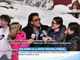 Van damme, who already shot six movies in romania, flew over by helicopter to balea lac close to. Jean Claude Van Damme Iubeste Romania Si A ArÄƒtat Muschii La Hotelul De GheaÅ£Äƒ De La Balea Youtube