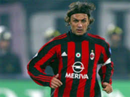 Milan and the italy national team. Maldini Hangt Noch Zwei Dran Internationaler Fussball Kicker