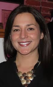 Danielle Dinsmore's Instagram, Twitter & Facebook