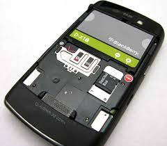 A Week With The Blackberry Storm Smartphone - The Gadgeteer