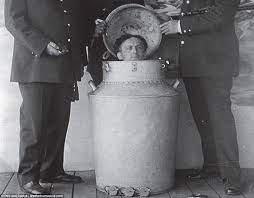 Incredible Images Of Harry Houdini Emerge On Anniversary Houdini The Incredibles Harry Houdini