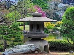 Japanese Gardens Japanese Garden Lanterns Japan Garden Japanese Stone Lanterns