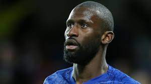 Bei bestellung ist das maskenanschlussstück (ra, pe, esa, oder p). Berliner Fussballspieler Antonio Rudiger Spendet 60 000 Gesichtsmasken Rbb24