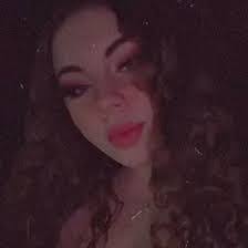 Veronica Cheek's Instagram, Twitter & Facebook