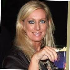 Killerbee1B: @JimValley @glowsunnygirl @GLOWwrestling @RonHutchison1  @CACReunion @themkbandit @GLOWWrestling1 @QueenieKongGlow @roxyastor1  @dlb19338 Happy birthday "Foxy Roxy"...healthy, happy…