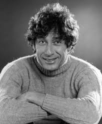 Paul Sand's Instagram, Twitter & Facebook