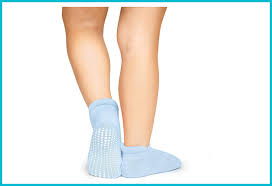 10 Best Baby Socks That Actually Stay On 2020 Family Vacation Critic