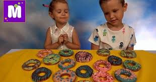 катя и макс новые серии катя и макс новые серии Chellendzh Ponchik Donats Kislyj Solyonyj Ili Chesnochnye I Toksicheskie Konfety Toxic Waste V Podarok Detskij Kanal Mister Maks I Miss Katya Podarok Konfety Dlya Detej