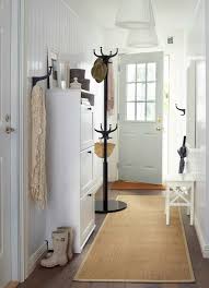 Même si l'espace manque, on ne veut en rien renoncer aux confort, rangement et 3. Inspirations Amenager Une Entree Etroite Sonia Saelens Deco