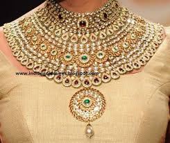 Pin By Naz Saiyed On Acessories Tanishq Jewellery Bridal Fashion Jewelry Bollywood Jewelry