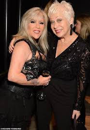 Samantha fox — touch me (i want your body) 05:23. Samantha Fox Looks Delighted As She Shares Passionate Smooch With Her Girlfriend Linda Olsen Daily Mail Online