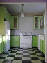 Green Kitchen Pre Move Flickr Photo Sharing Retro Kitchen Apple Kitchen Decor Kitschy Kitchen