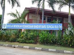 Sungai buloh'un kuruluşu ve yerleşimi ile ilgili net tarihsel kayıtlar mevcut değildi, ancak demiryolu hizmetleri sungai buloh'a 1890'larda ulaşmıştı. Sek Men Keb Bandar Baru Sungai Buloh Mapio Net