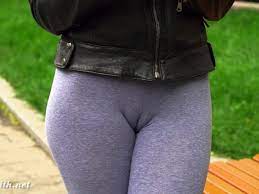 A camel toe was a photograph of a woman wearing tight fitting clothes, so that the outline of a her the sort of camel toe which excited men so much looked like this: Jeny Smith Camel Toe Them Free Xxx Porn Videos Oyoh