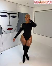 17 hot photos by Faustina Thobakgale