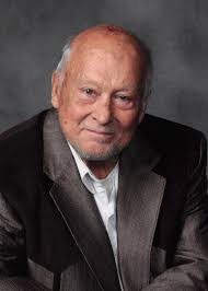 Dennis Flannery's Instagram, Twitter & Facebook