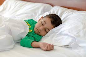 Pada dasarnya jam waktu tidur orang dewasa berkisar. Kenapa Anak Perlu Tidur Siang