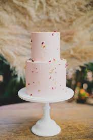 Prepare a small portion of funcakes mix for royal icing according to the instructions on the package and color it light pink. 22 Ways Pressed Flowers Can Elevate Your Wedding Wedding Cake Fresh Flowers Petal Cake Cake