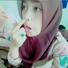 Berikut biodata happy asmara penyanyi dangdut populer 2020 simak juga 20 daftar lagu happy asmara. Kebiasaan Happy Asmara Dikery